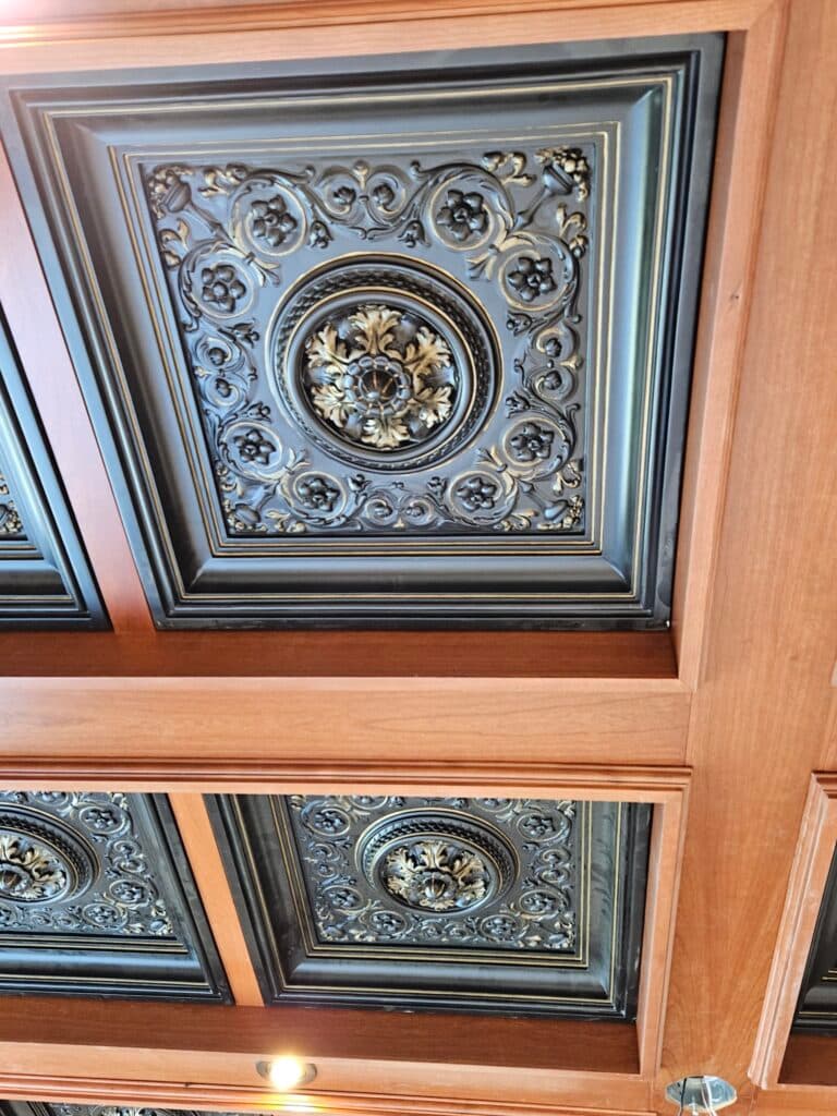 Gillet Painting custom architectural finish work and decorative interior painting